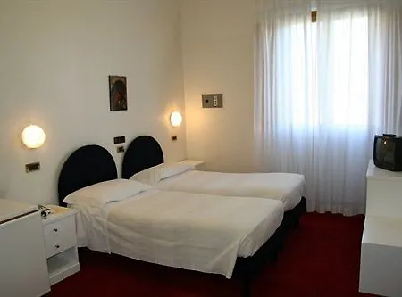 Grand Milano Hotel